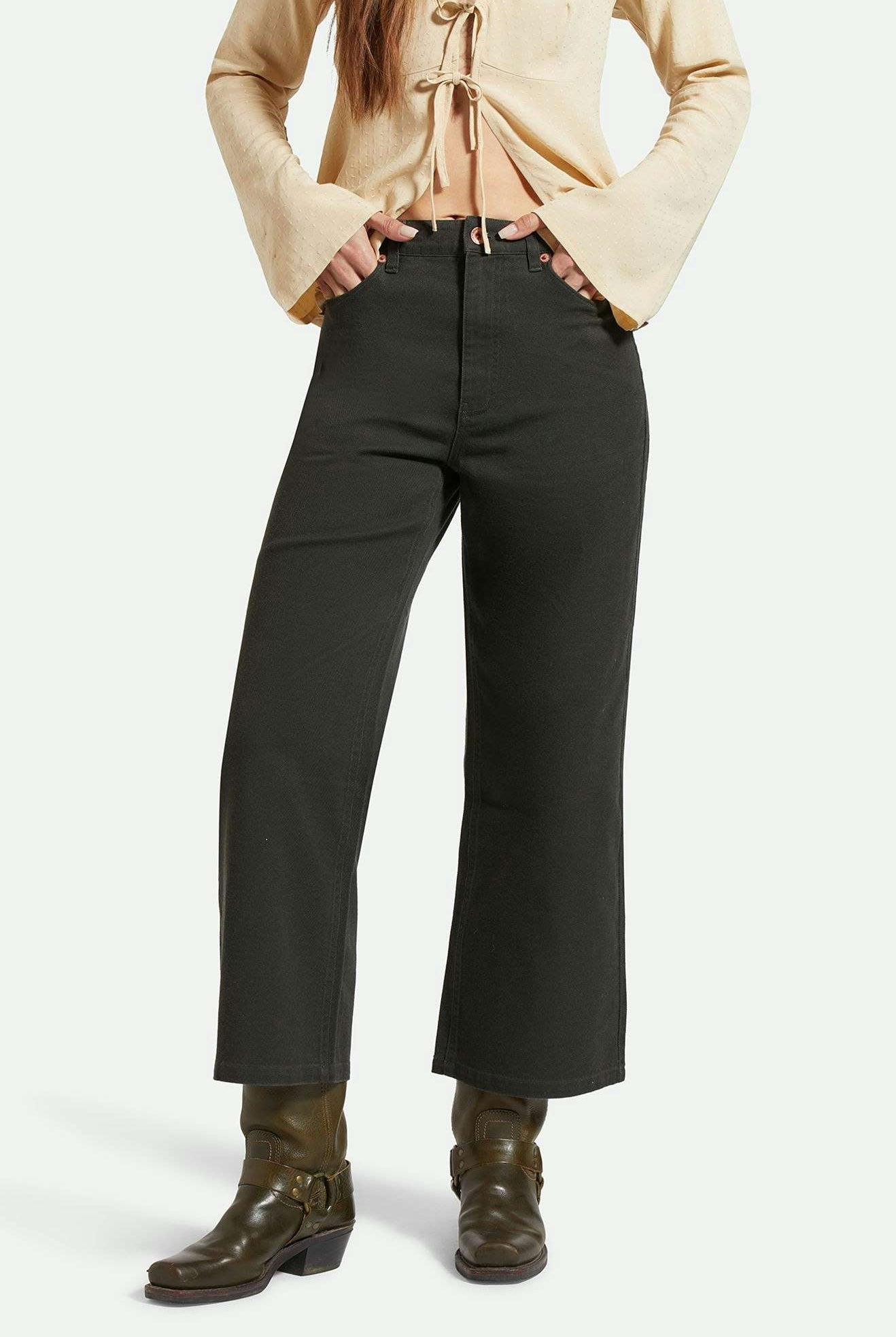 Women's Front fit | Margo Cropped 5-Pocket Pant - Washed Black