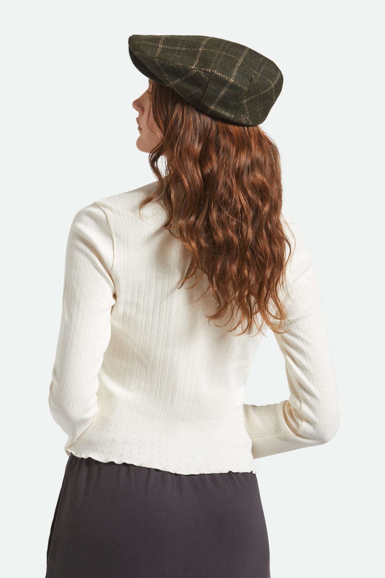 Unisex Barrel Flat Cap in the color Moss/Sand - Women's Side View