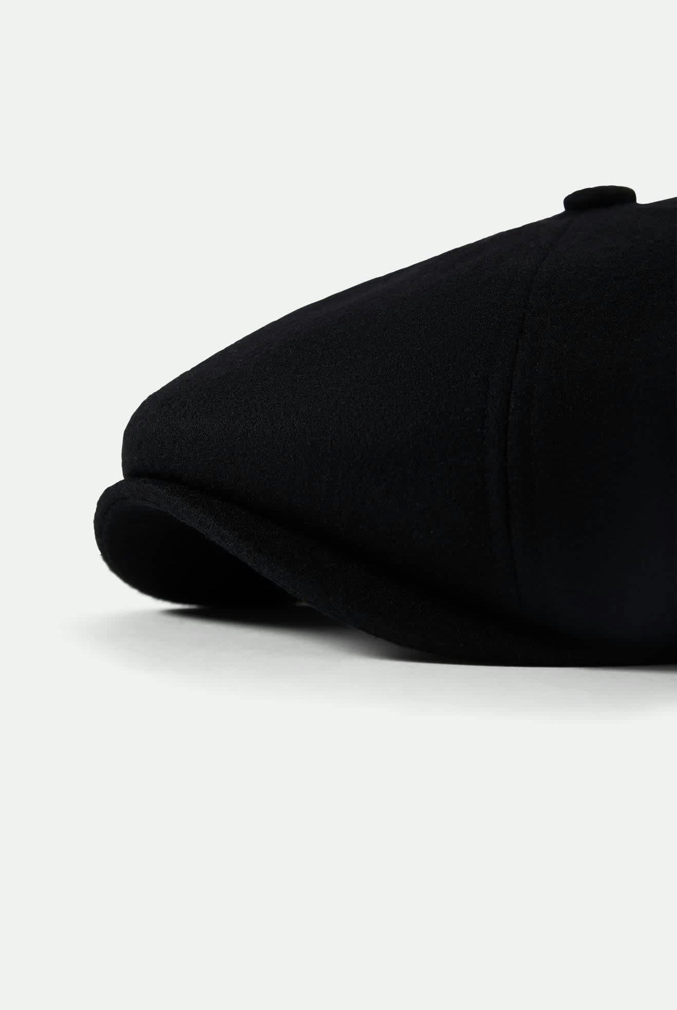 Unisex Brood Flannel Snap Cap in the color Black/Moss - Additional Laydown image