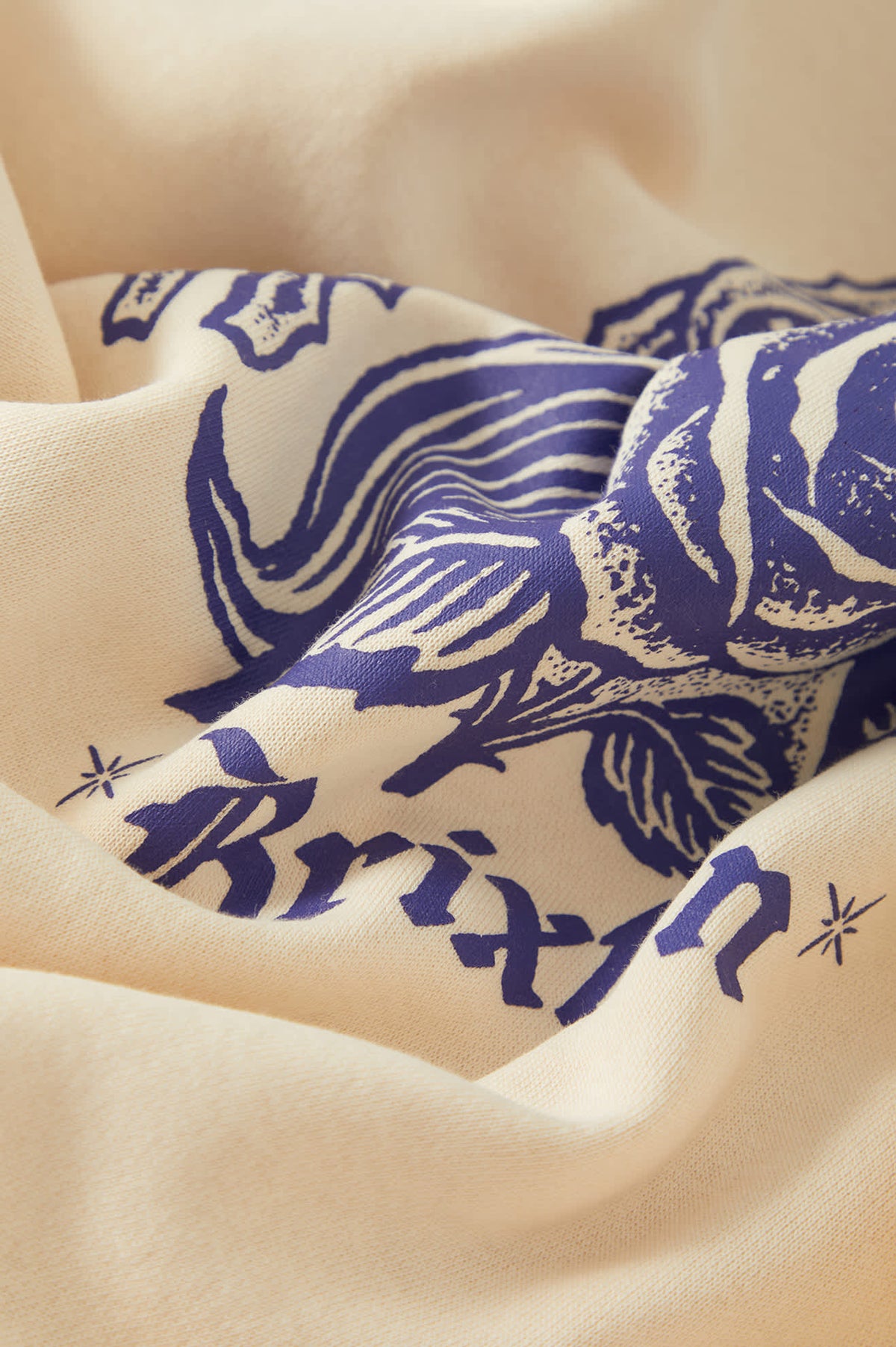 Men's Rosa Crew in the color Whitecap - Additional Laydown image