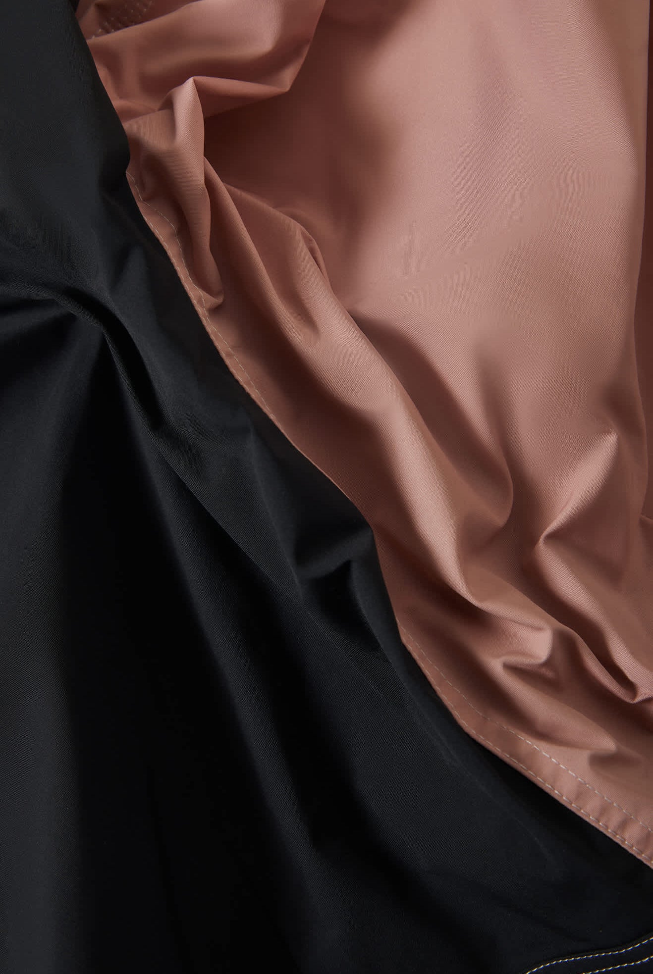 Men's Classic Trunk 17" in the color Black/Silver Pink - Additional Laydown image