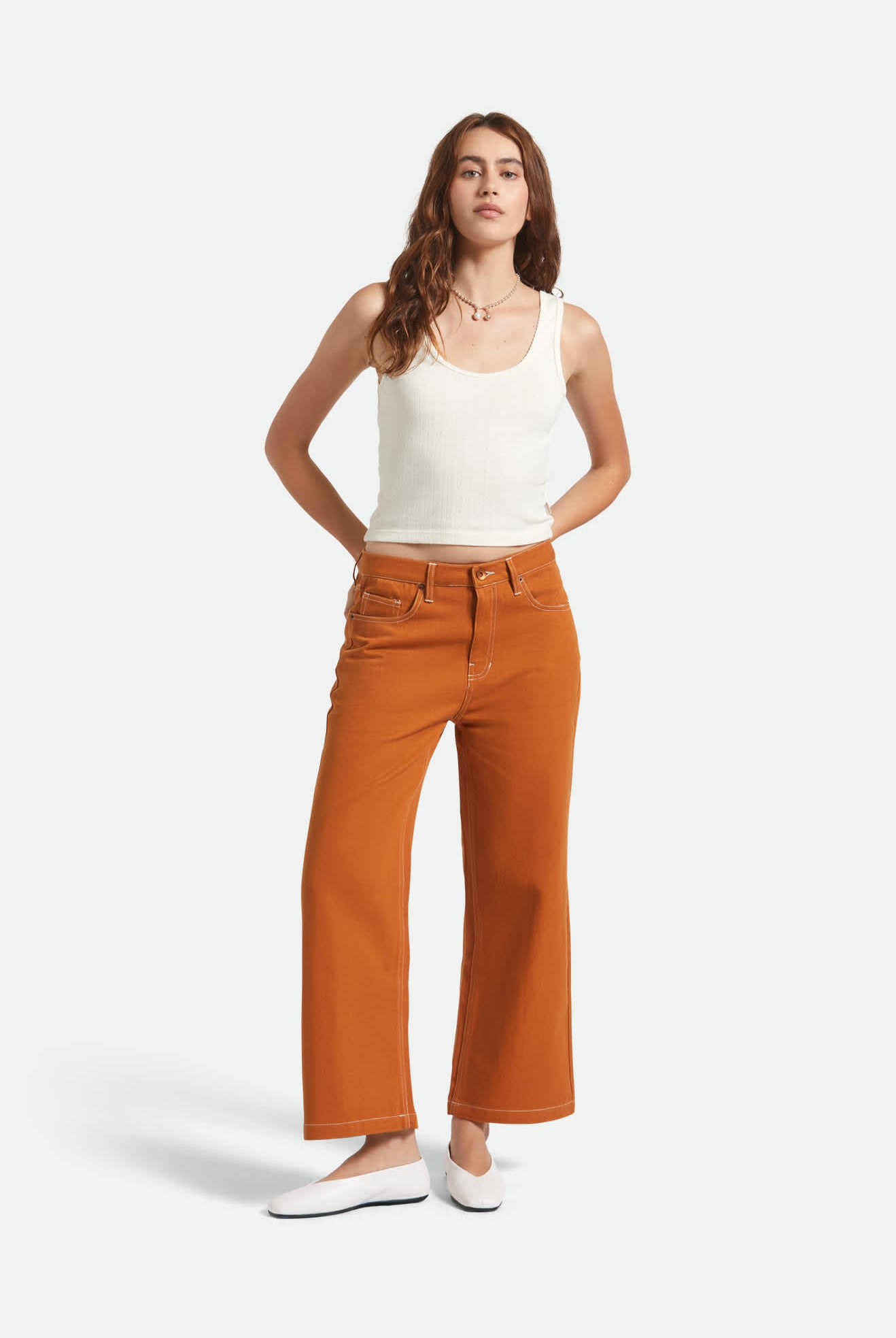 Women's Margo Cropped 5-Pocket Pant in the color Rustic Caramel - Additional Fit image