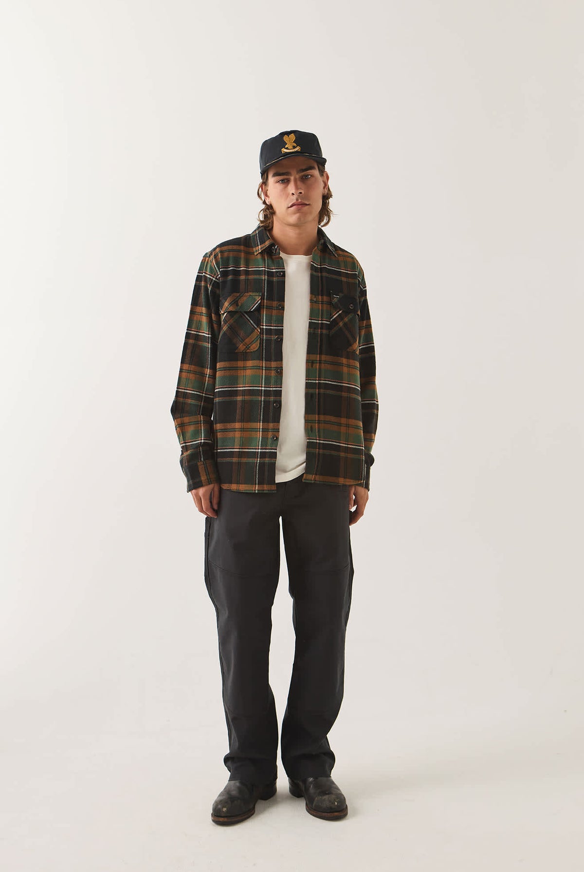 Men's Bowery Flannel in the color Black/Pine Needle - Men's Front View