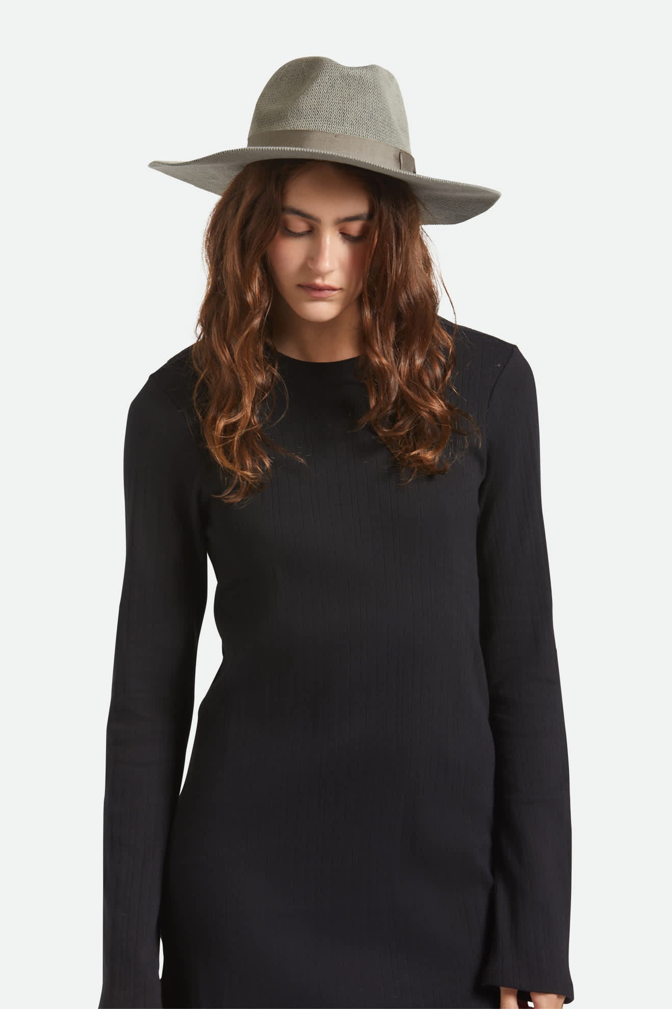 Women's Lyons Knit Packable Hat in the color Elm - Women's Front View