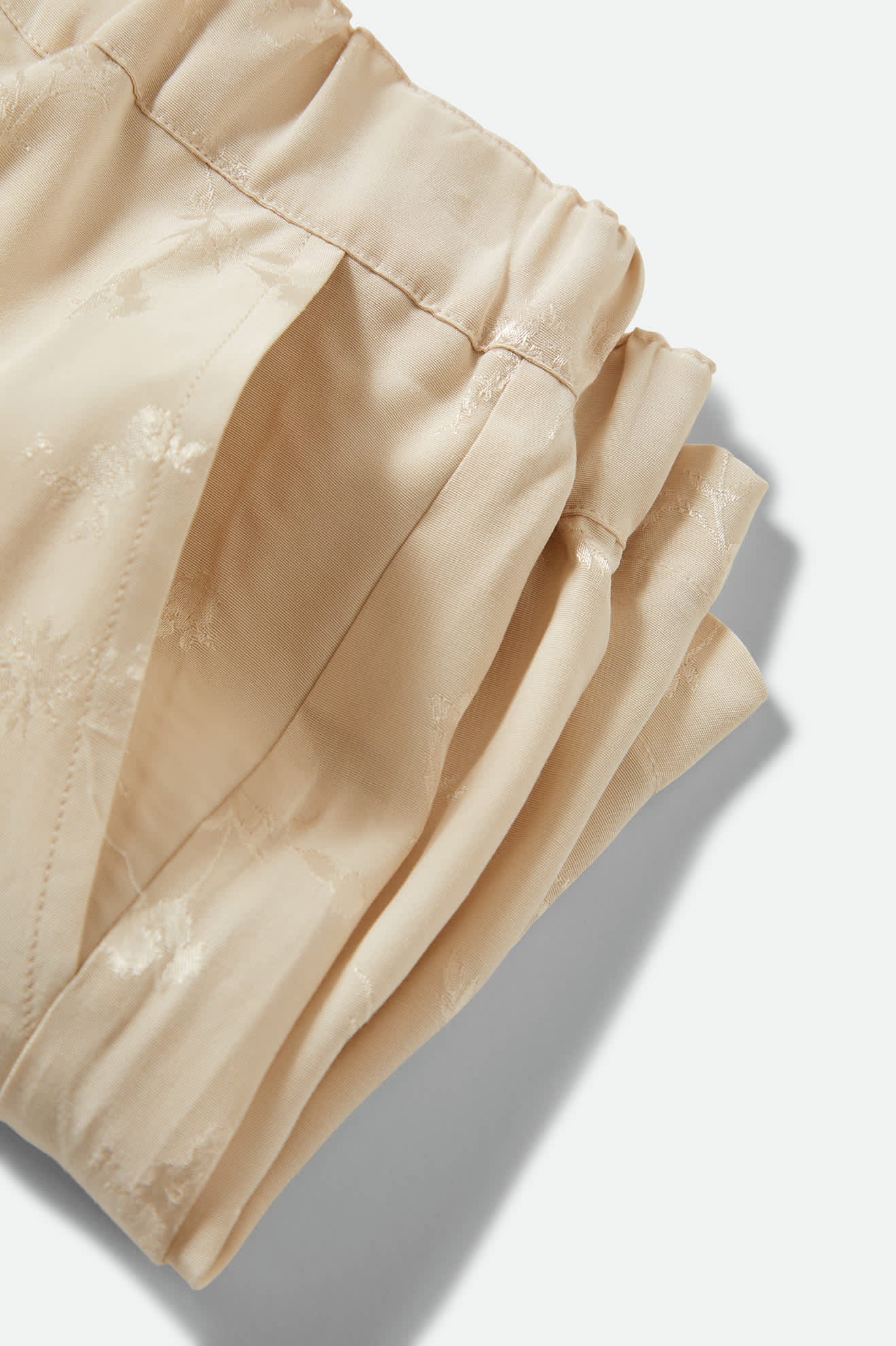 Women's Silky Jacquard Short in the color Whitecap Floral Jacquard - Additional Laydown image