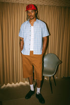 Men's CRU Oxford Plaid Relaxed S/S Shirt in the color Light Blue/White Plaid - Men's Lifestyle image