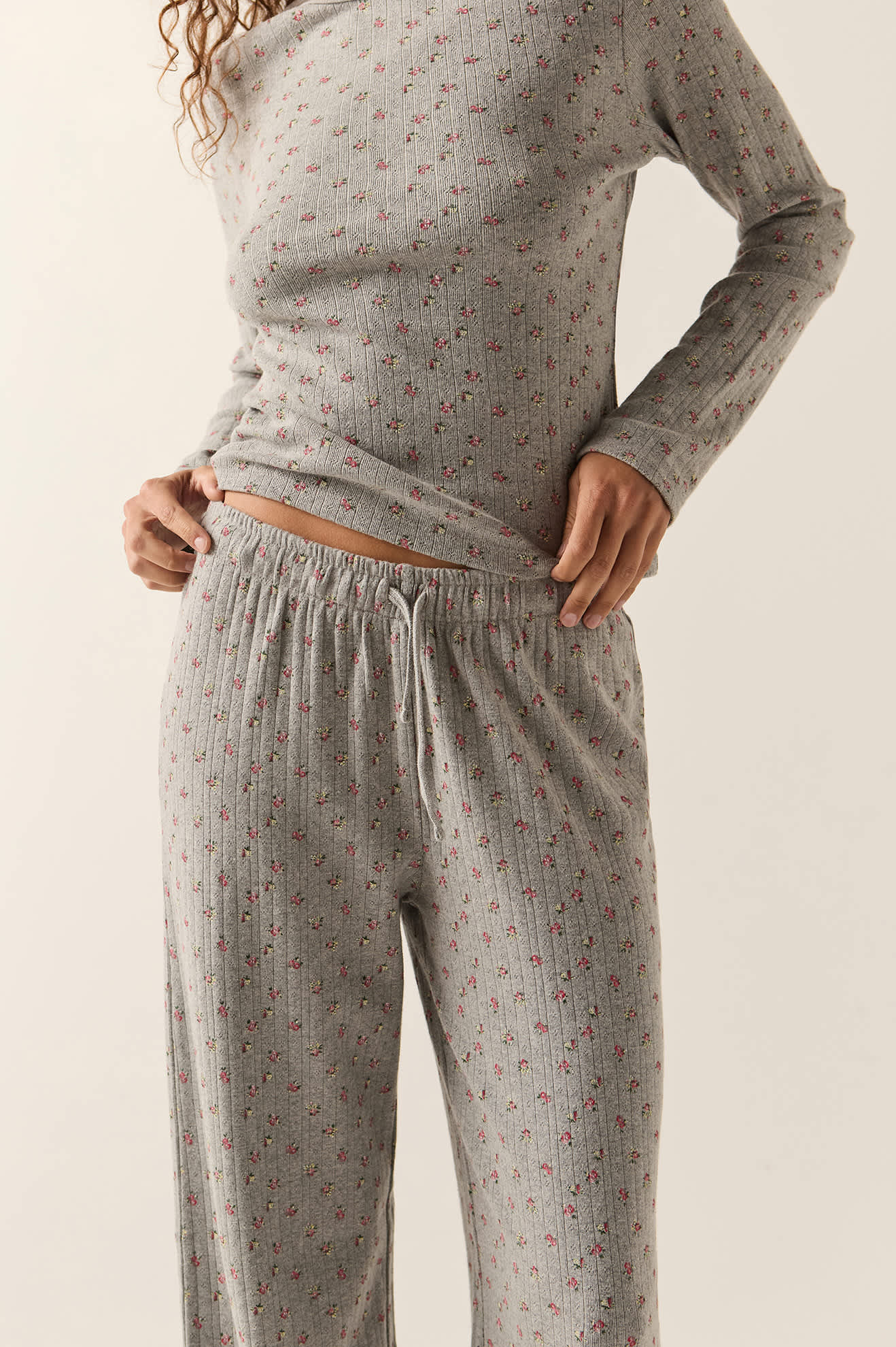 Women's Off Duty Pointelle Lounge Pant in the color Heather Grey Ditsy Floral - Additional Fit image