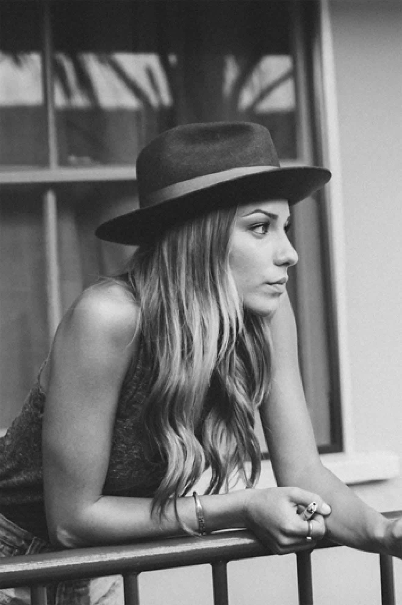 Unisex Messer Fedora in the color Black/Black - Women's Lifestyle image