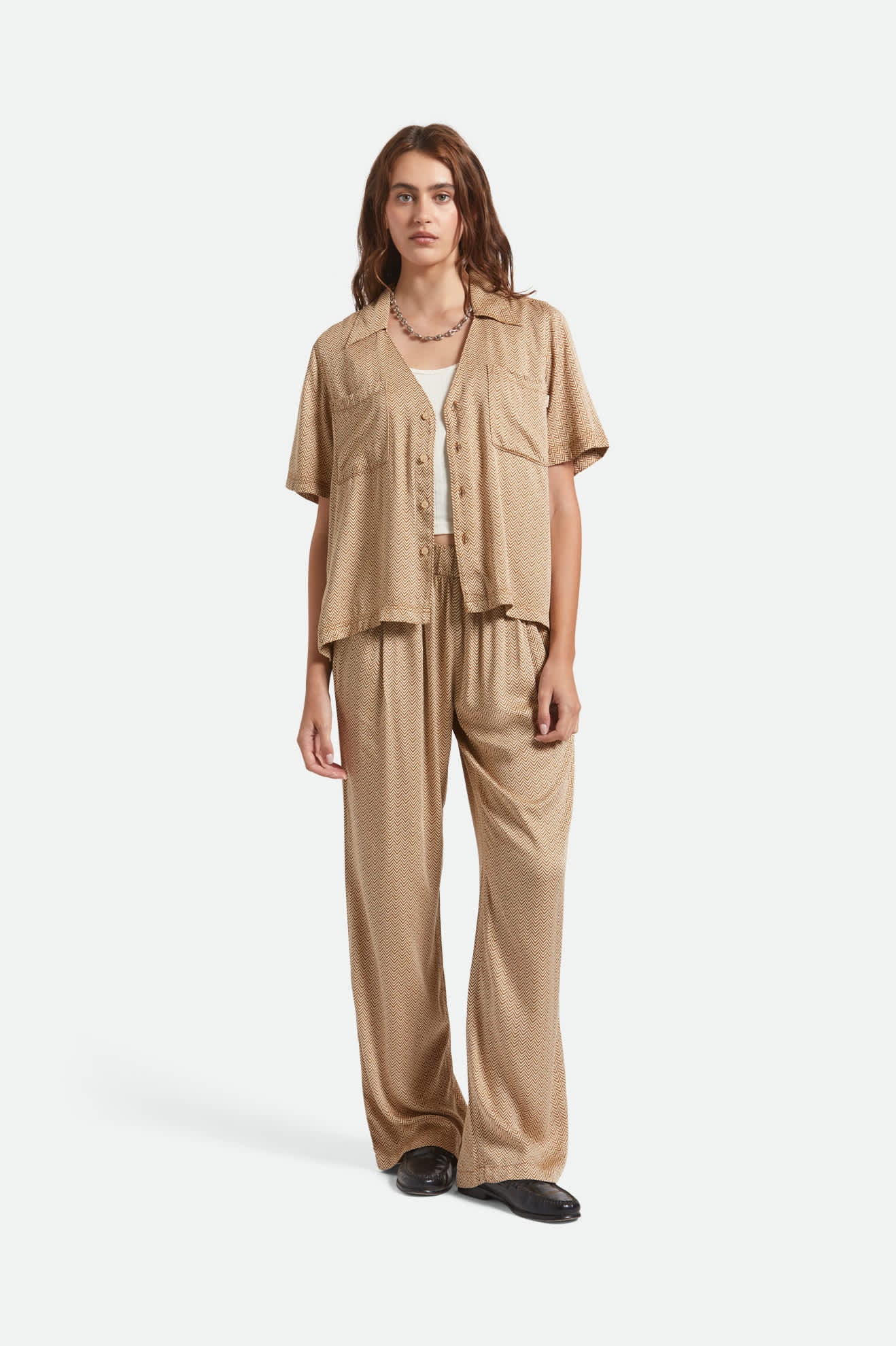 Women's Hudson Lounge S/S Shirt in the color Washed Copper/Whitecap - Additional Fit image