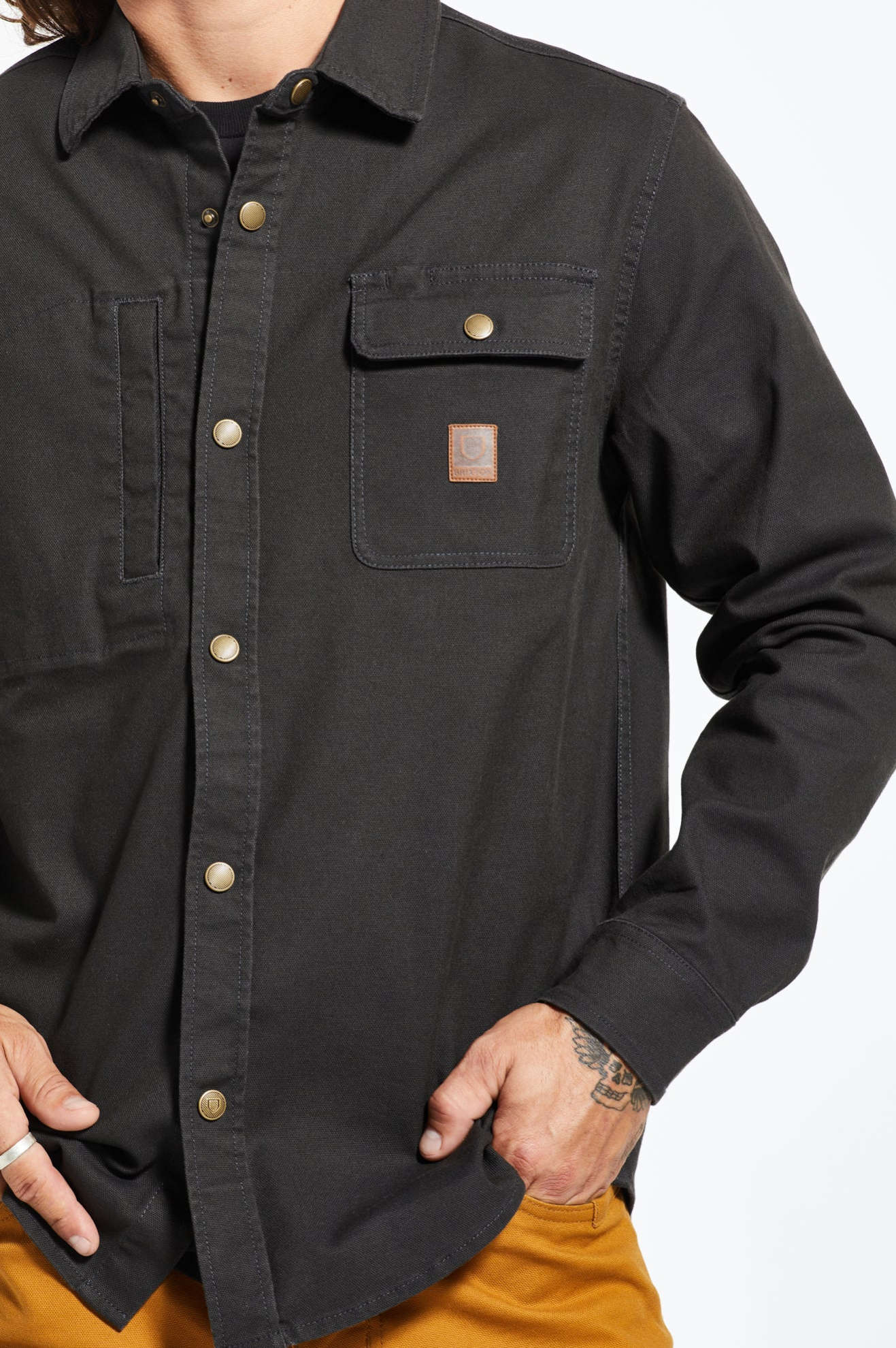 Men's Builders Stretch L/S Overshirt in the color Washed Black - Additional Fit image