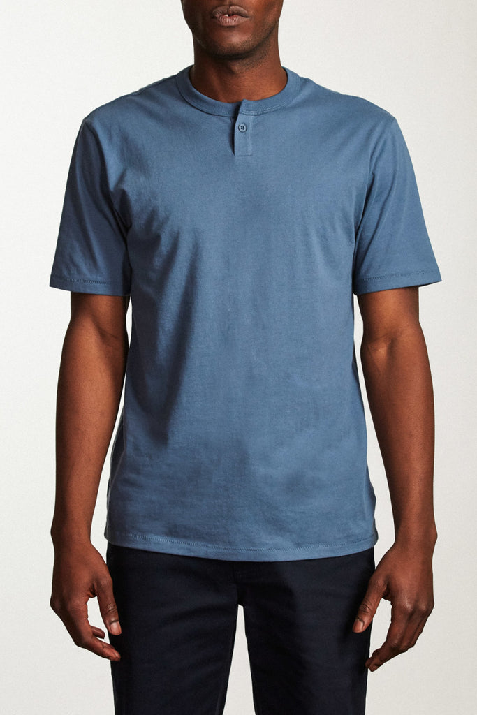 Brixton Basic S/S Henley - Dusty Blue